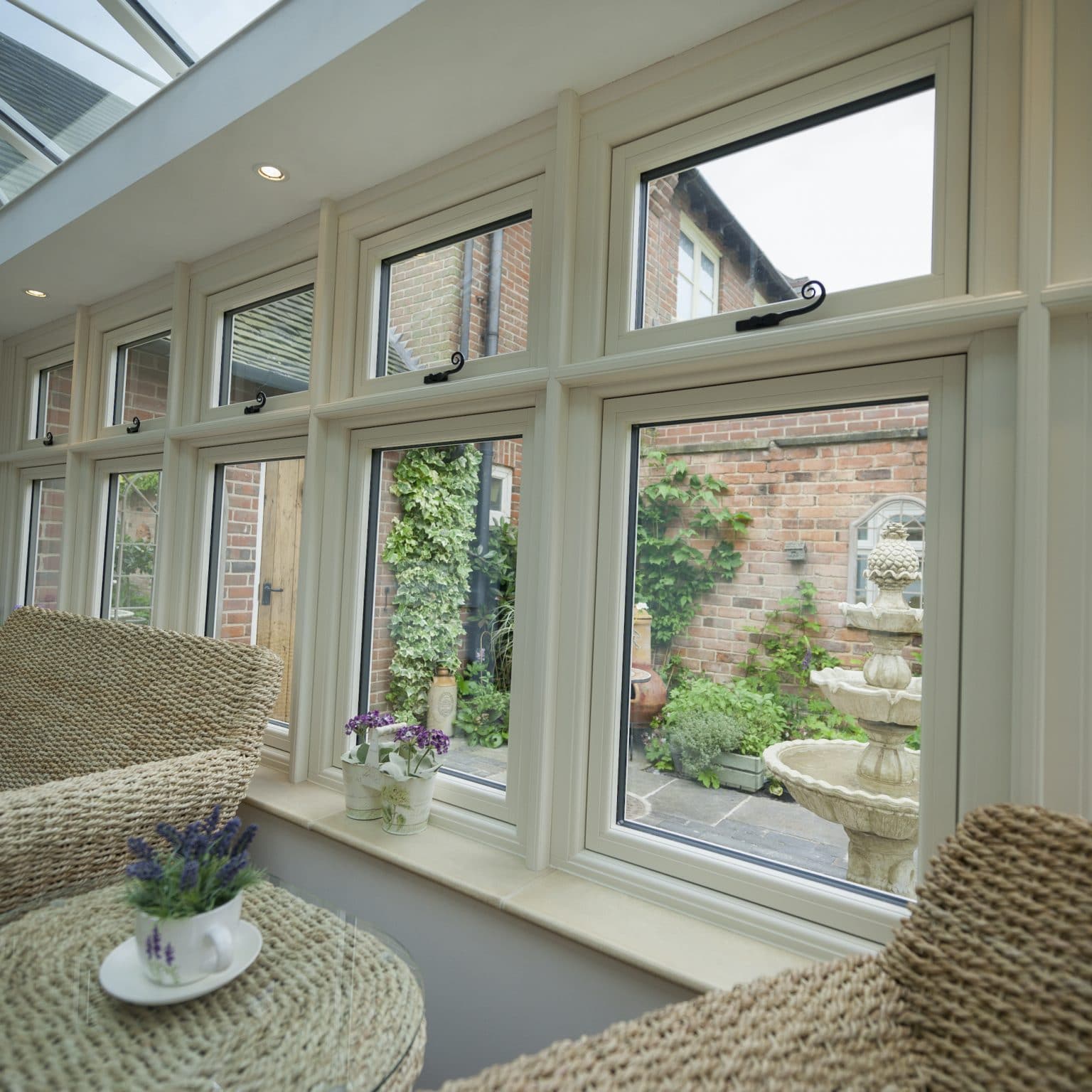 residence 9 windows in cream colour